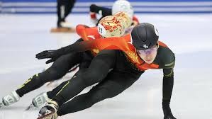 吾米提江：来到海港时我就想过能拿冠军，希望以后能多拿几个