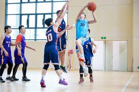 杨如意获得自由式滑雪世界杯斯托纳姆站坡障银牌